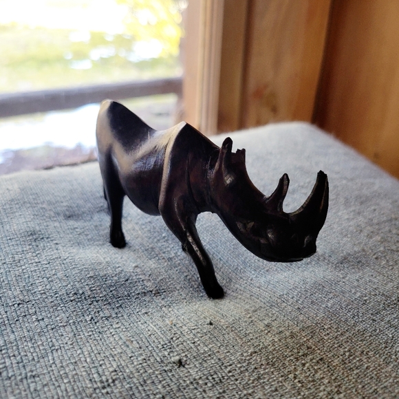 Vintage Wooden Rhino - Picture 4 of 9